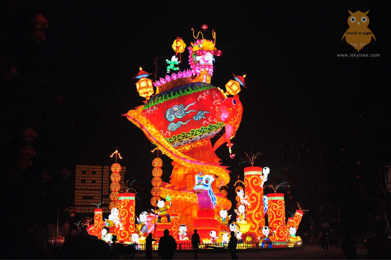 夜游自贡传统灯笼彩灯设计制作